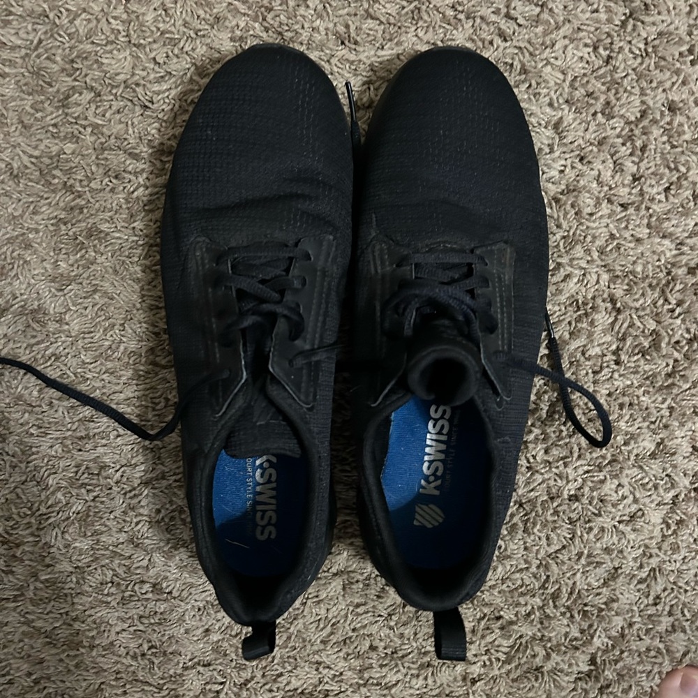 Black k Swiss shoes men’s 10.5